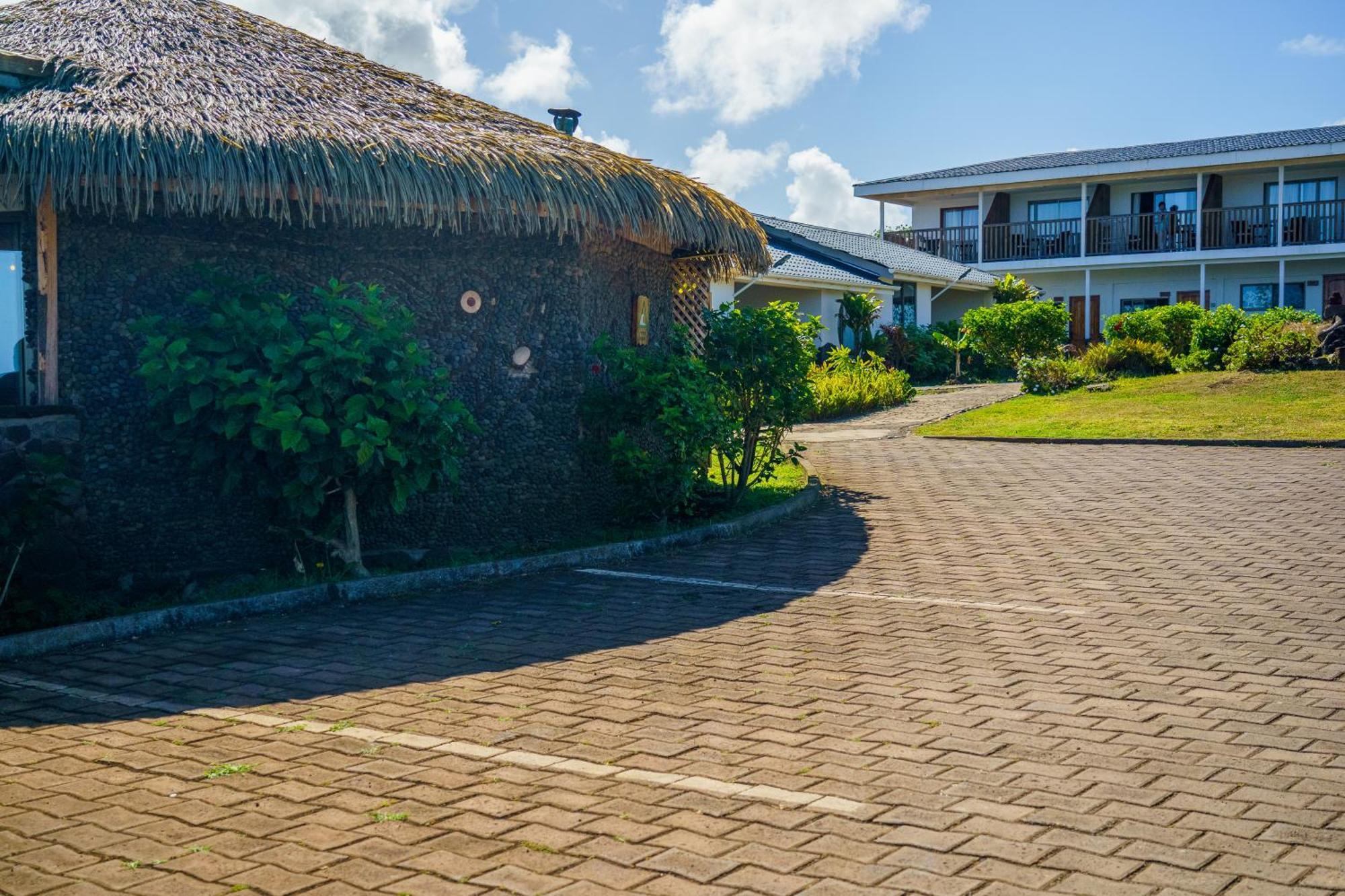 Matariki Sunset Apart Hotel Hanga Roa Exterior photo