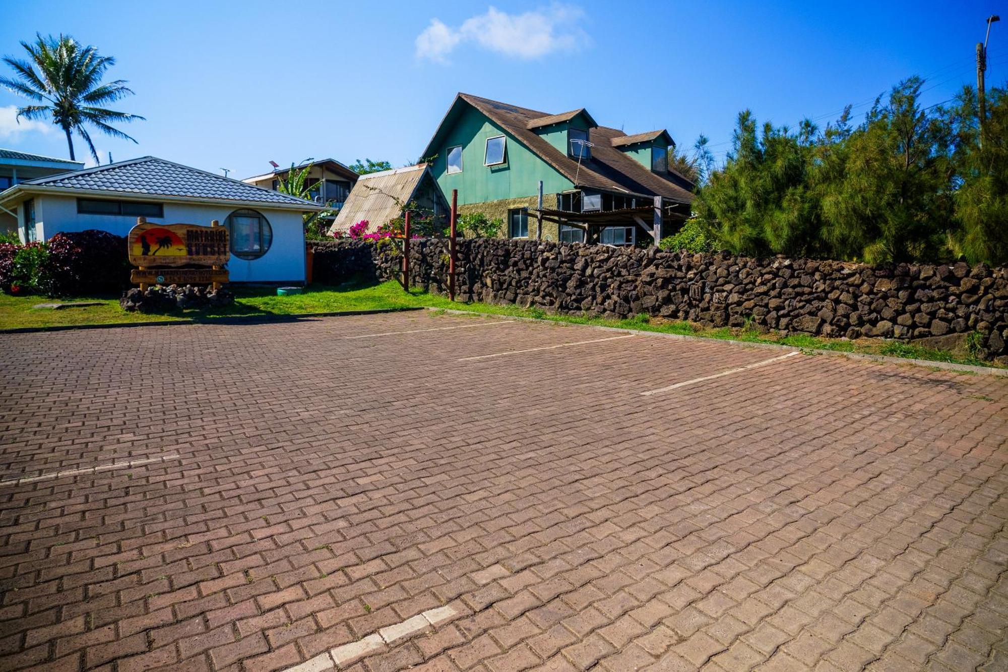 Matariki Sunset Apart Hotel Hanga Roa Exterior photo